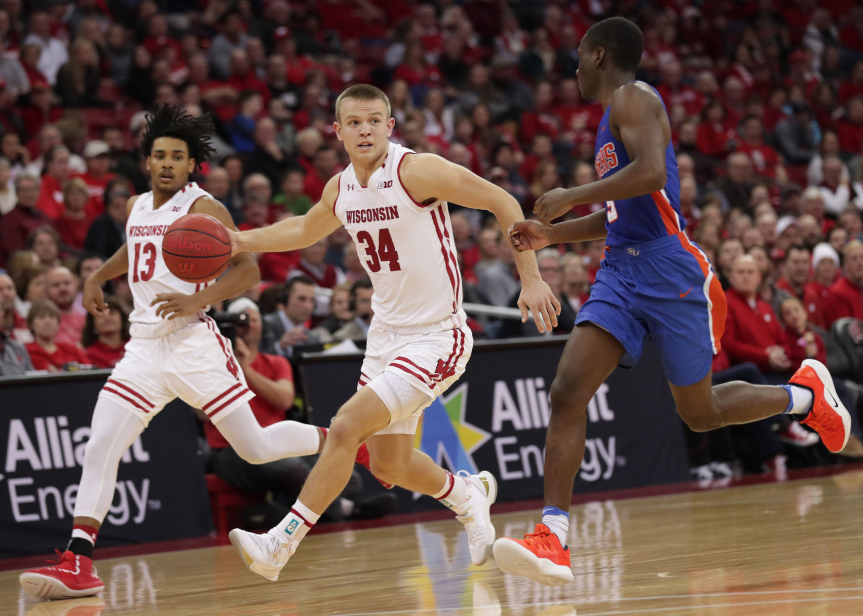 Badgers 101, Tigers 60